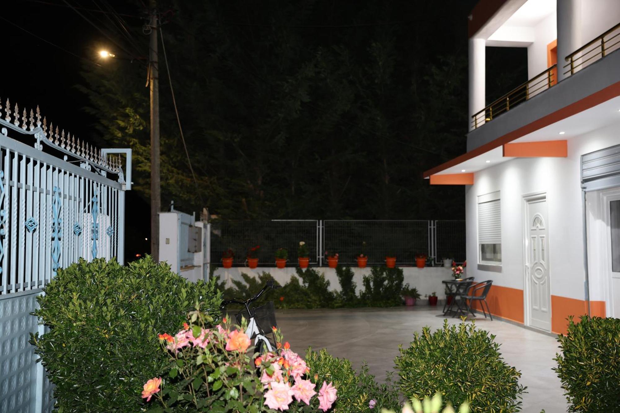 Villa Likaj Berat Exterior photo
